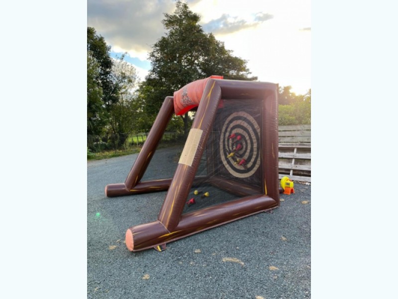 Axe throwing 1